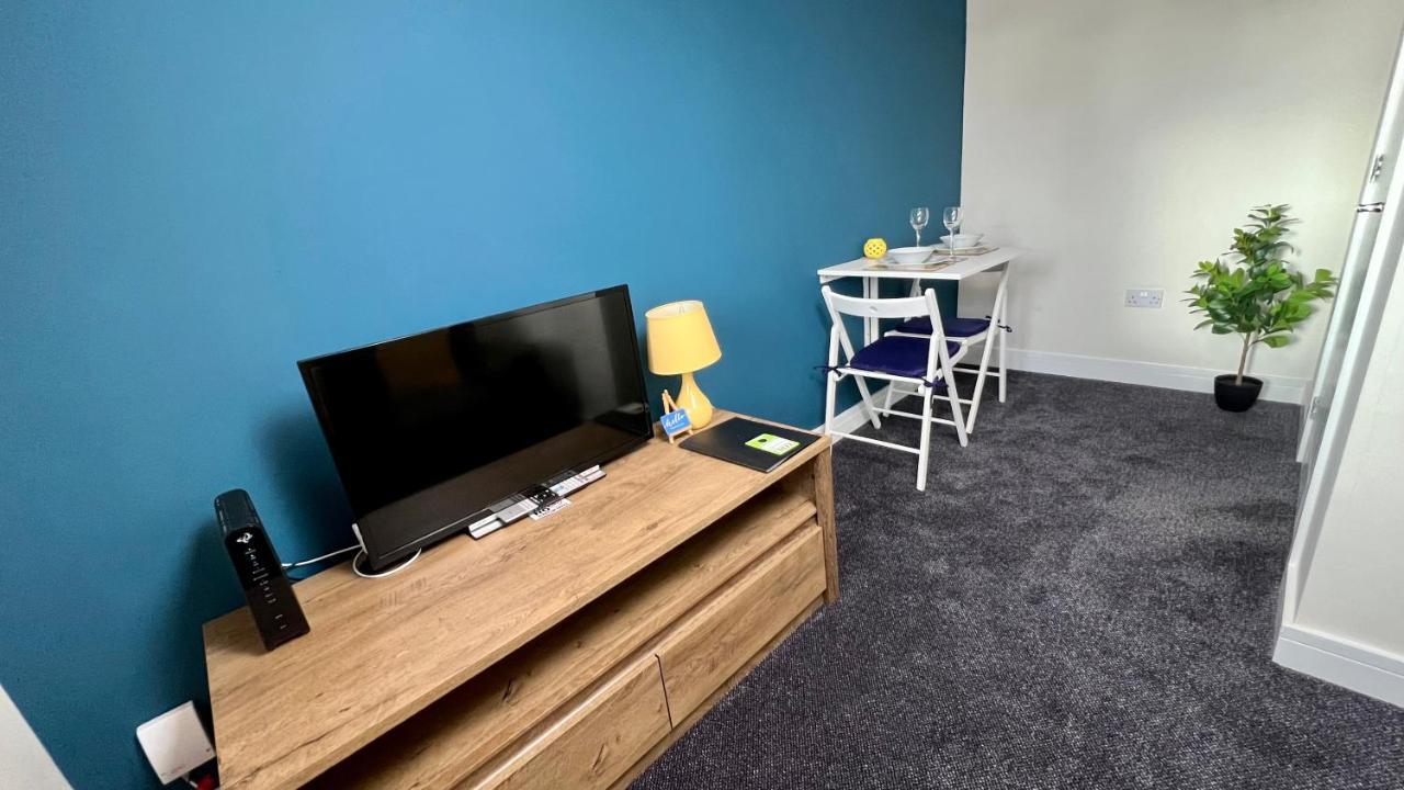 Cross Court, Stafford By Bell Apartments Exteriér fotografie