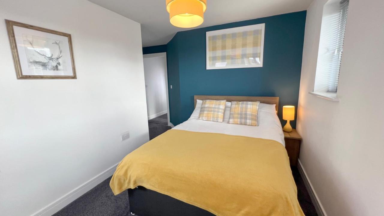 Cross Court, Stafford By Bell Apartments Exteriér fotografie