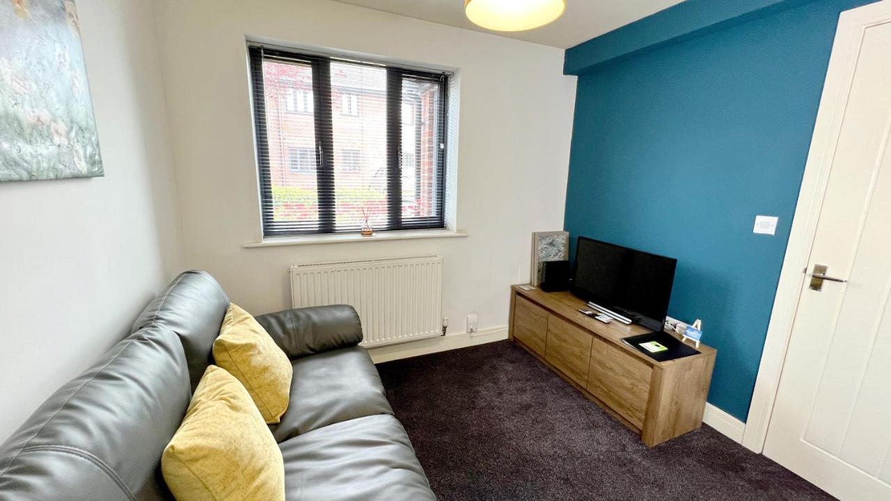 Cross Court, Stafford By Bell Apartments Exteriér fotografie